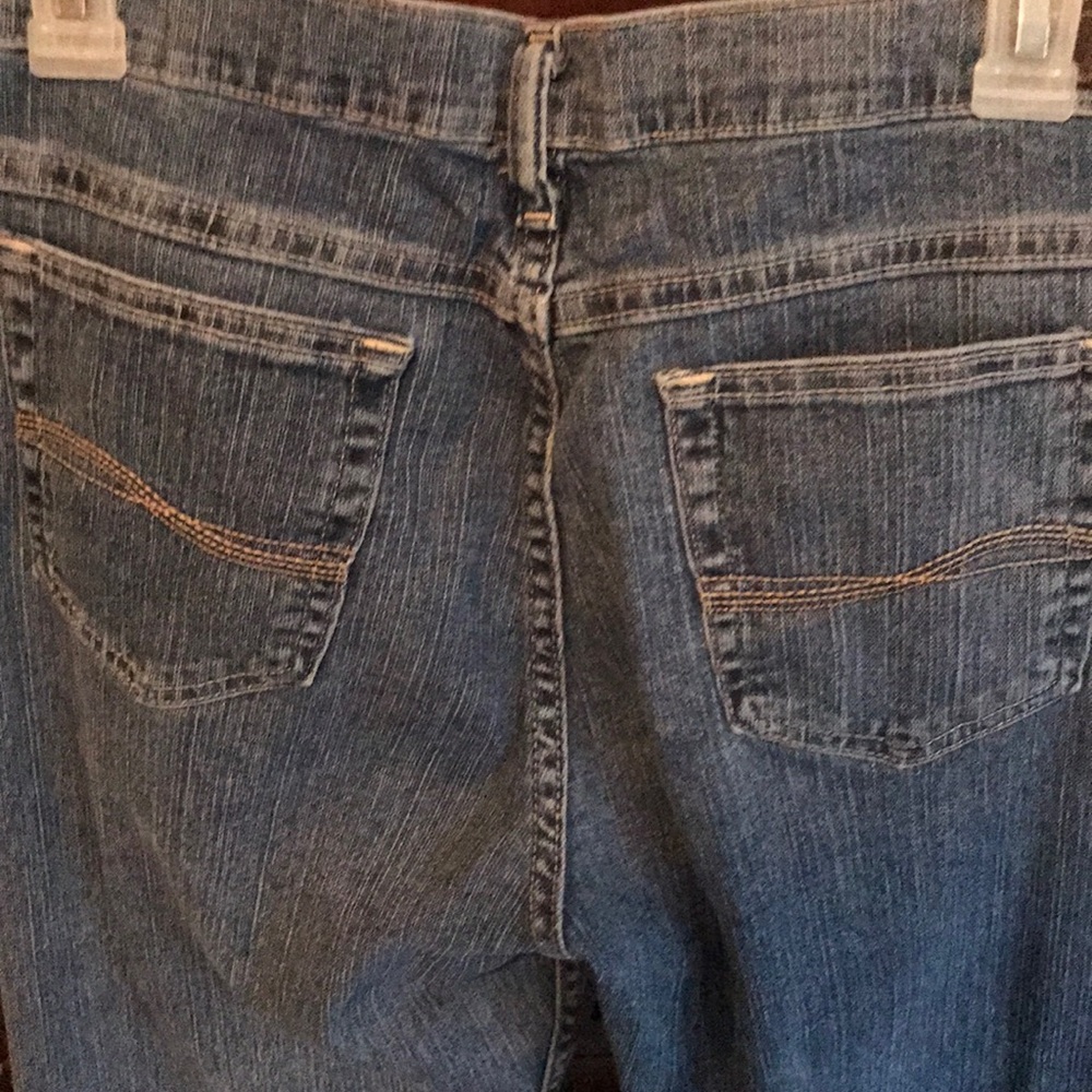 Jeans - Picture 2 of 3